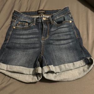 Judy blue shorts